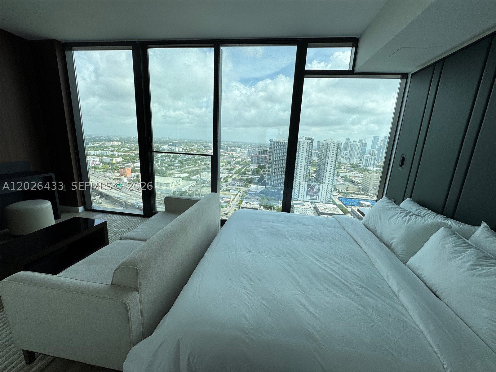 image E11EVEN Hotel & Residences1