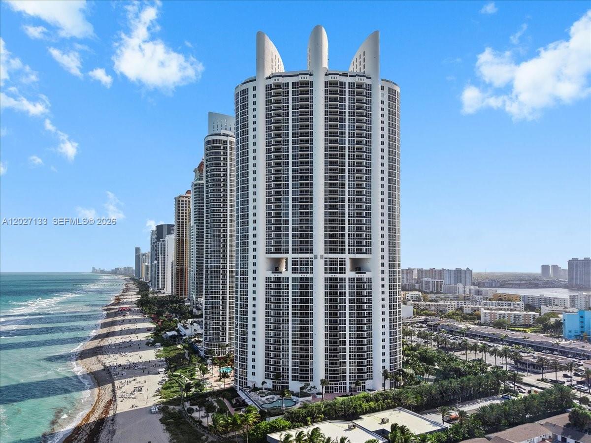 18201 Collins Ave #601A
