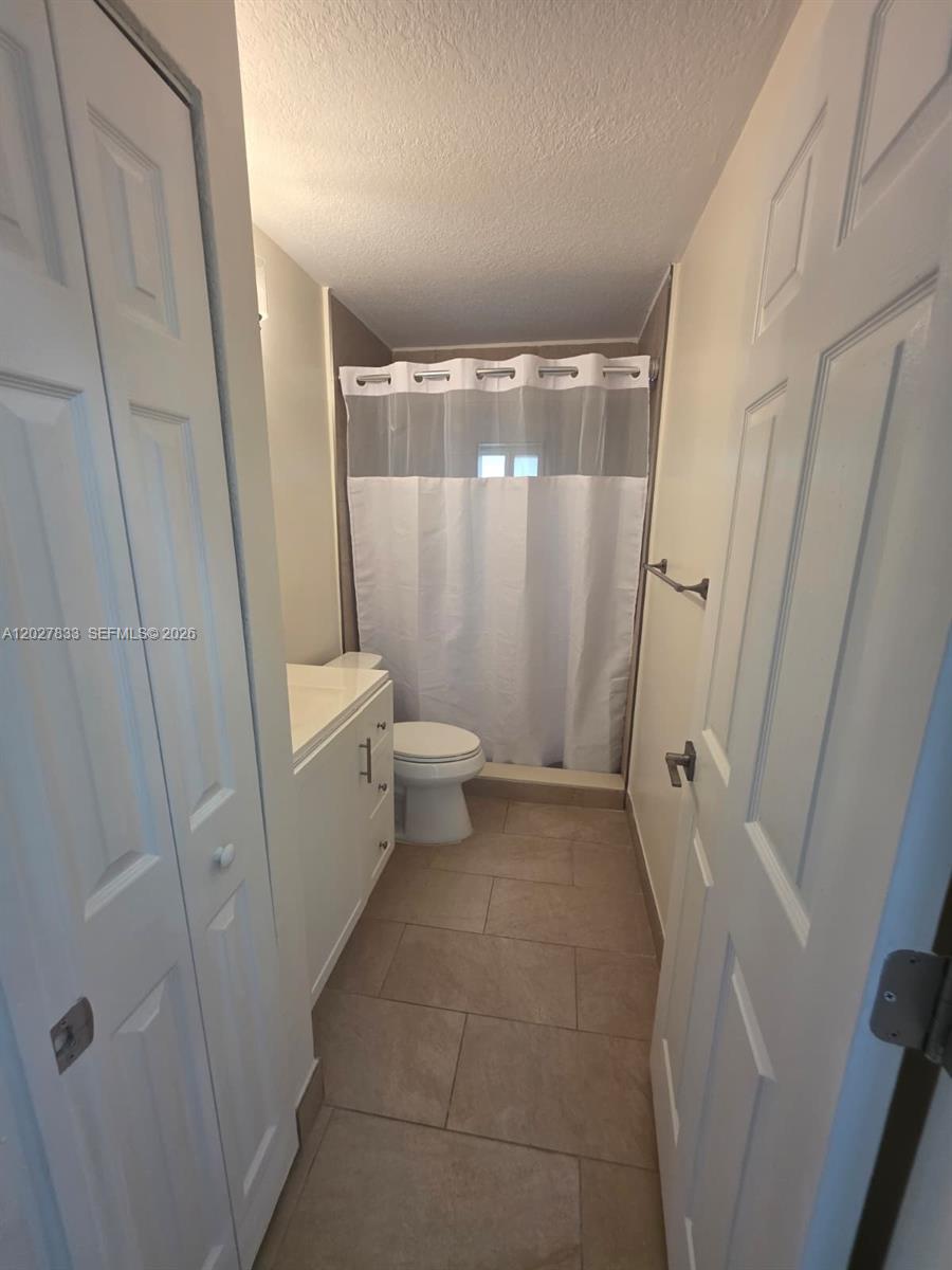 1139 NW 37th St Miami, FL 33127