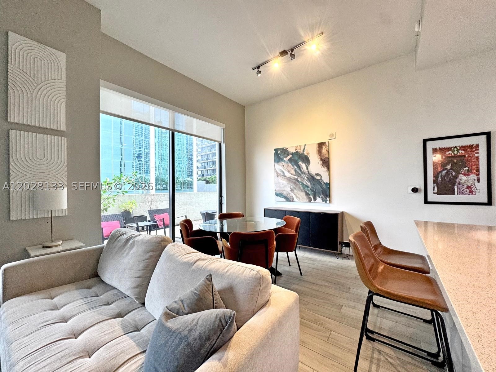 image Nine at Mary Brickell Village7