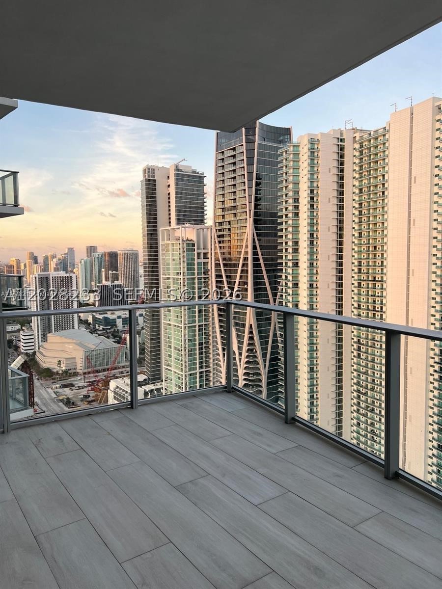 image Paramount Miami Worldcenter20
