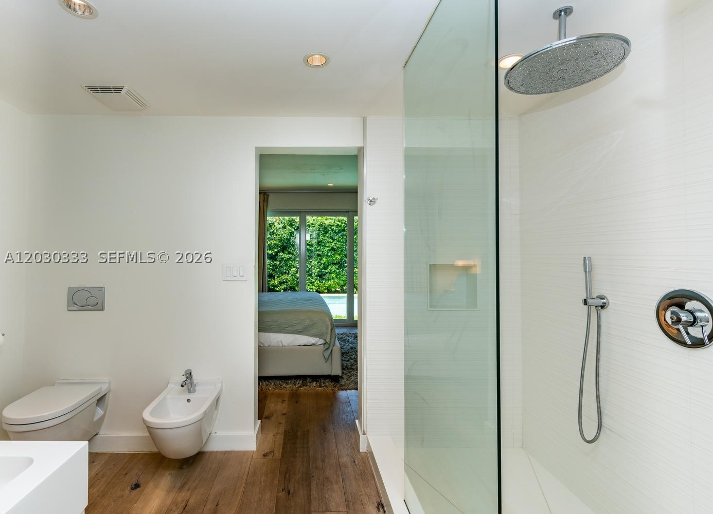 575 W 50th St Miami Beach, FL 33140