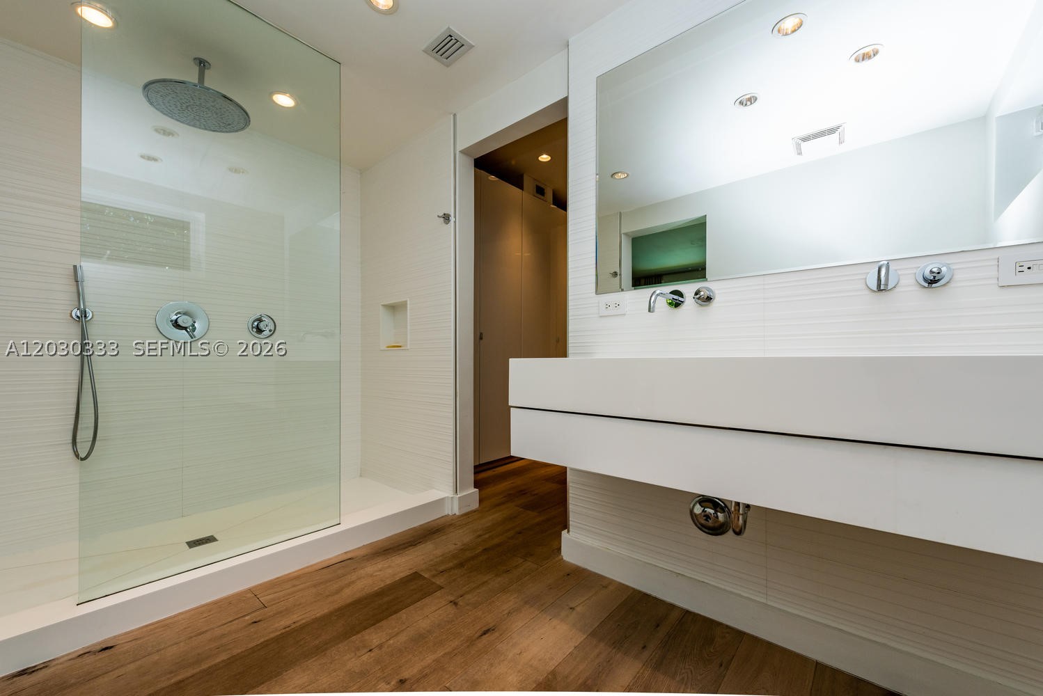 575 W 50th St Miami Beach, FL 33140