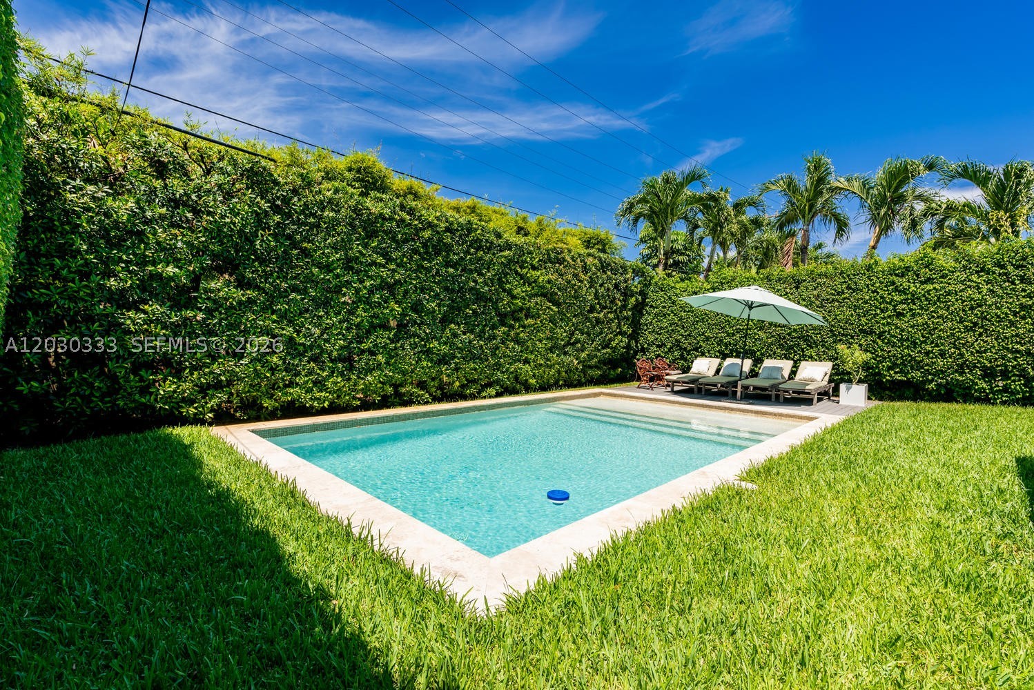 575 W 50th St Miami Beach, FL 33140