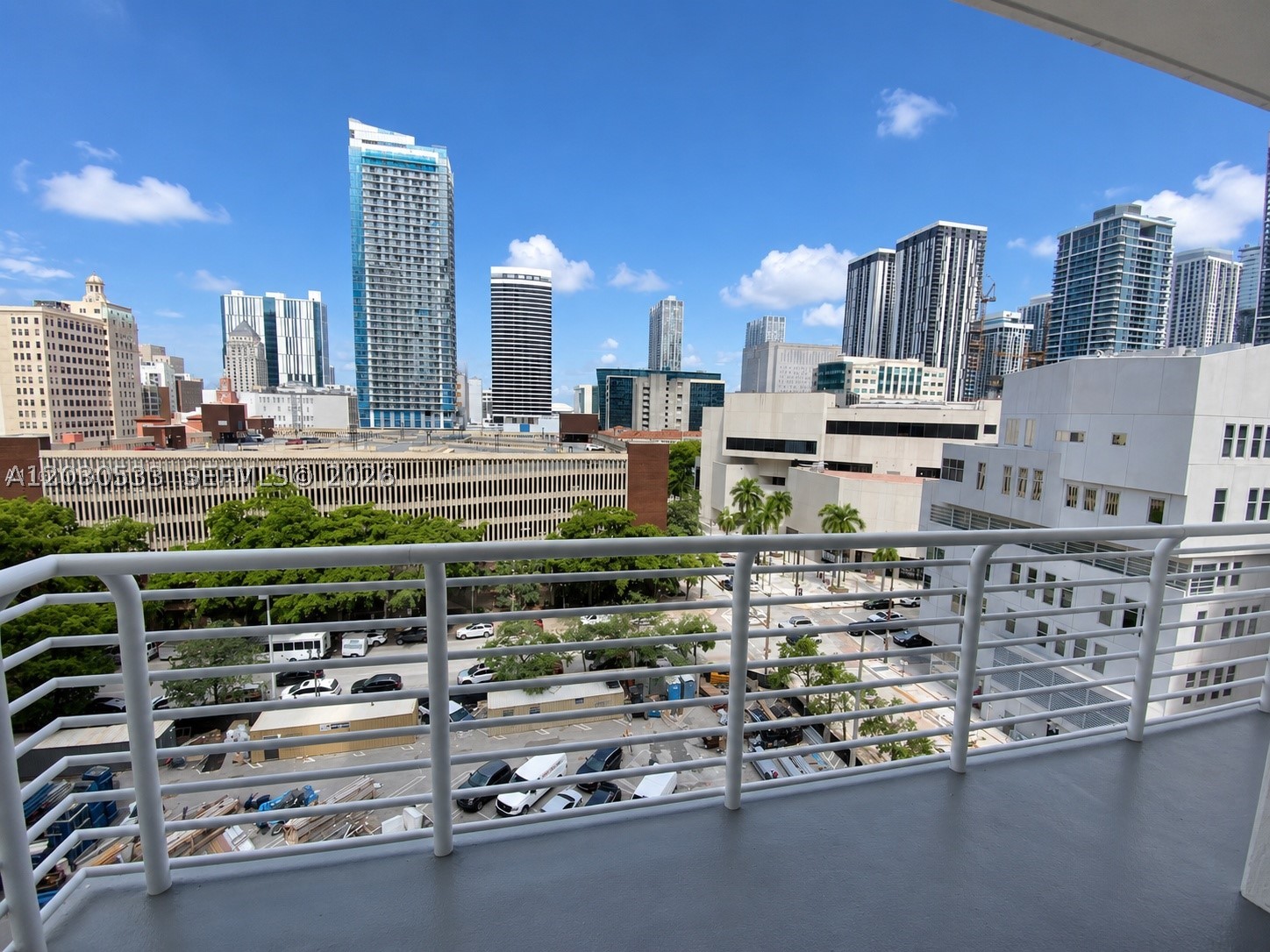 image Loft Downtown I13