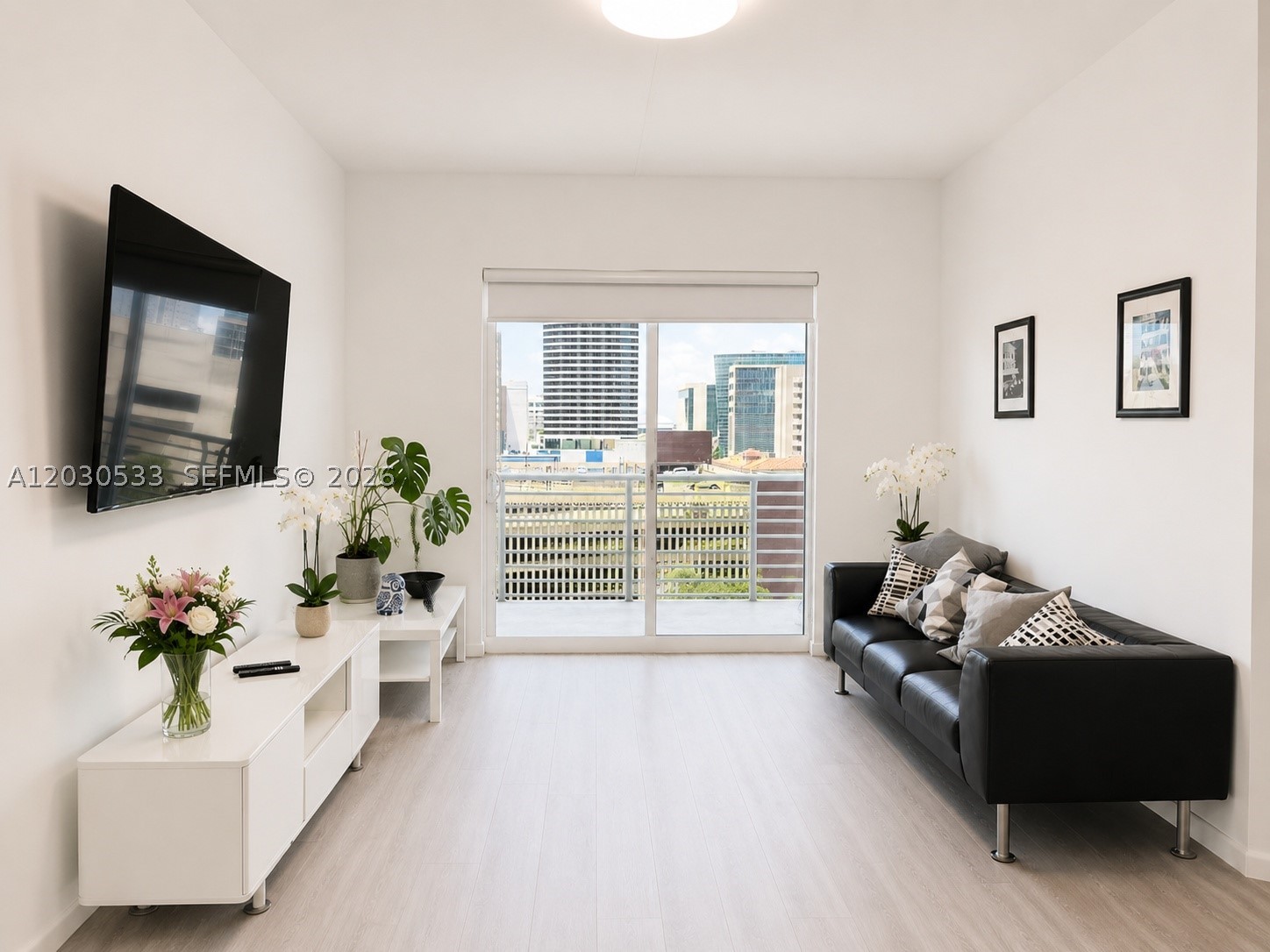 image Loft Downtown I4