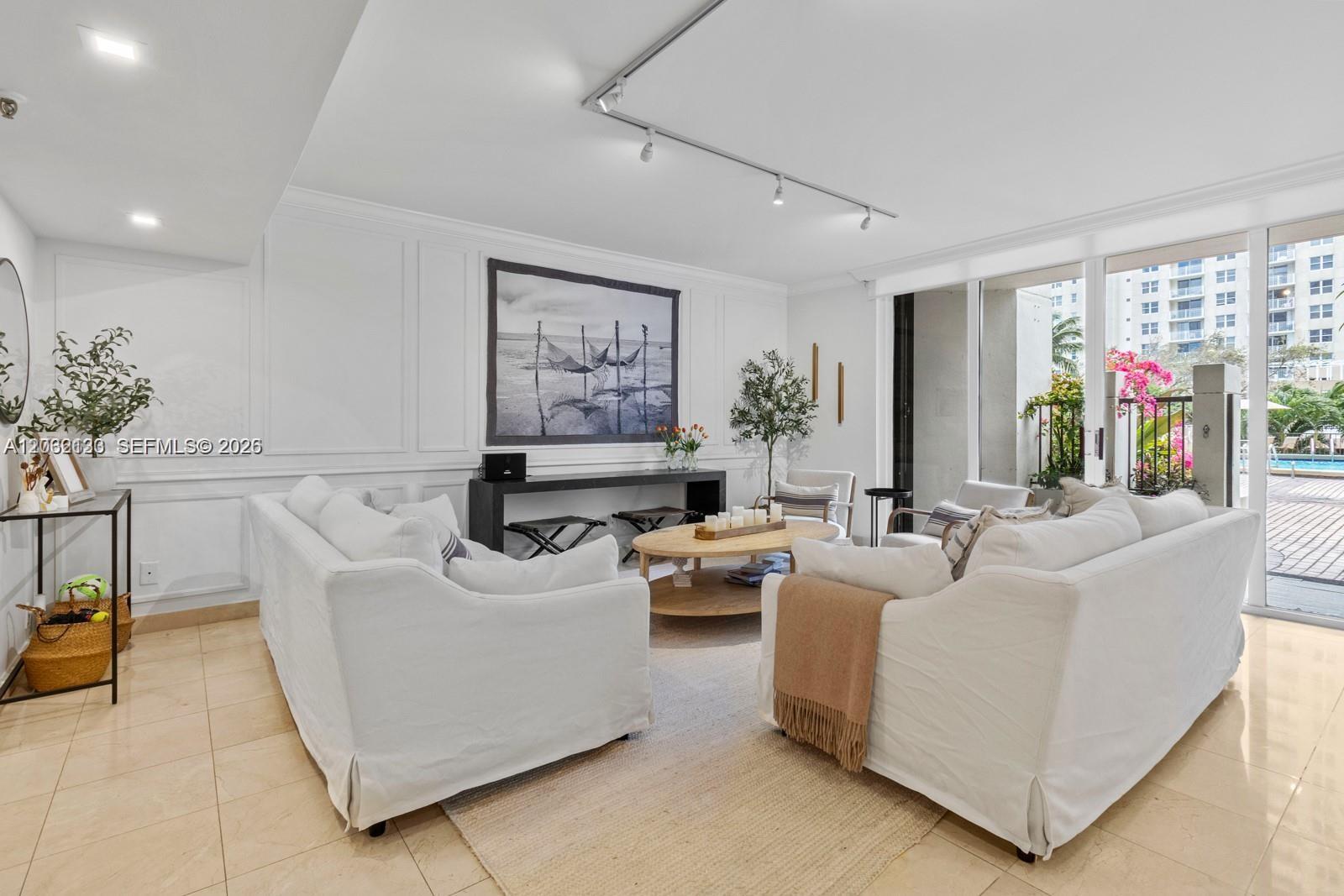 520 Brickell Key #A307 Miami, FL 33131