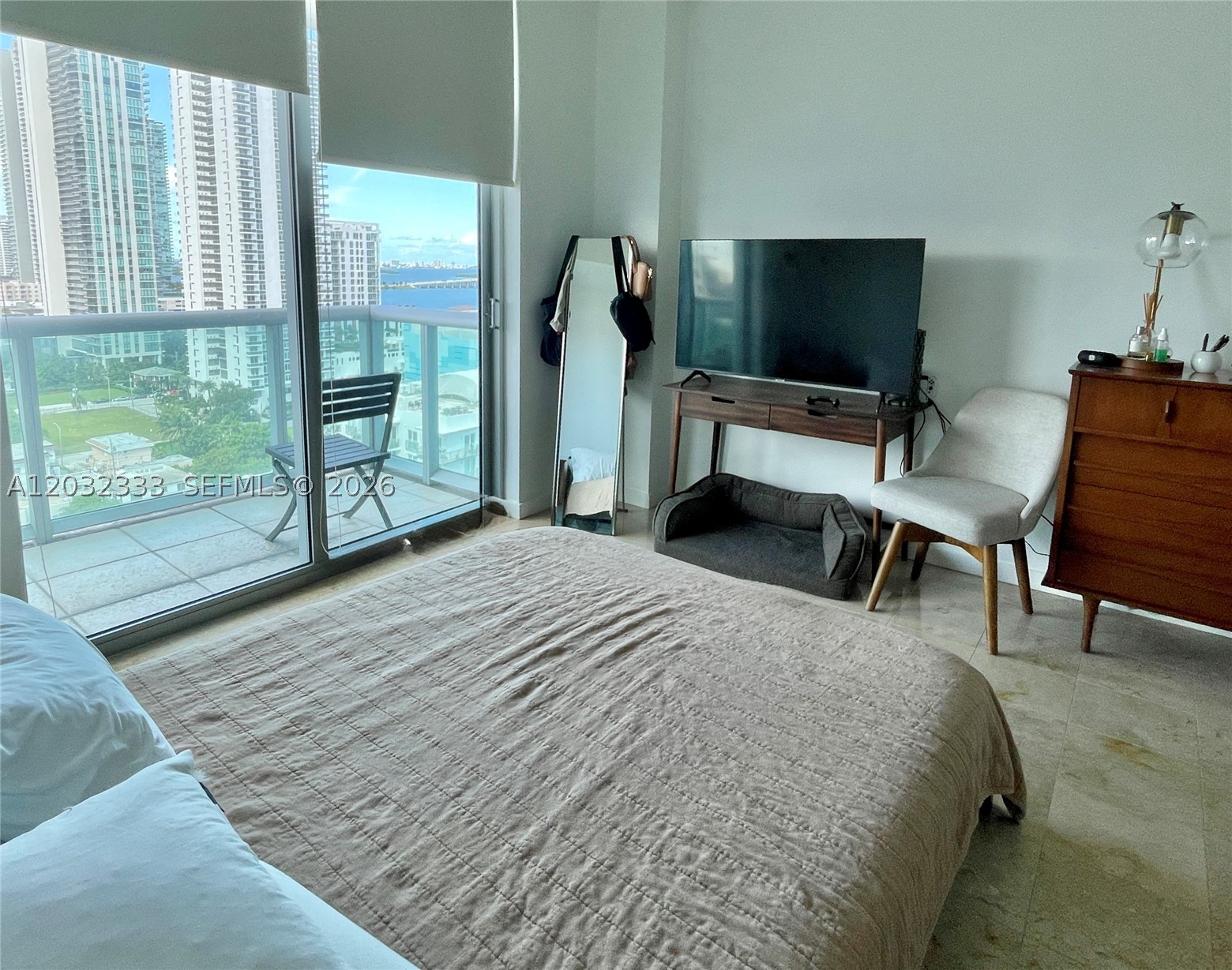 image Gallery Art Condos11