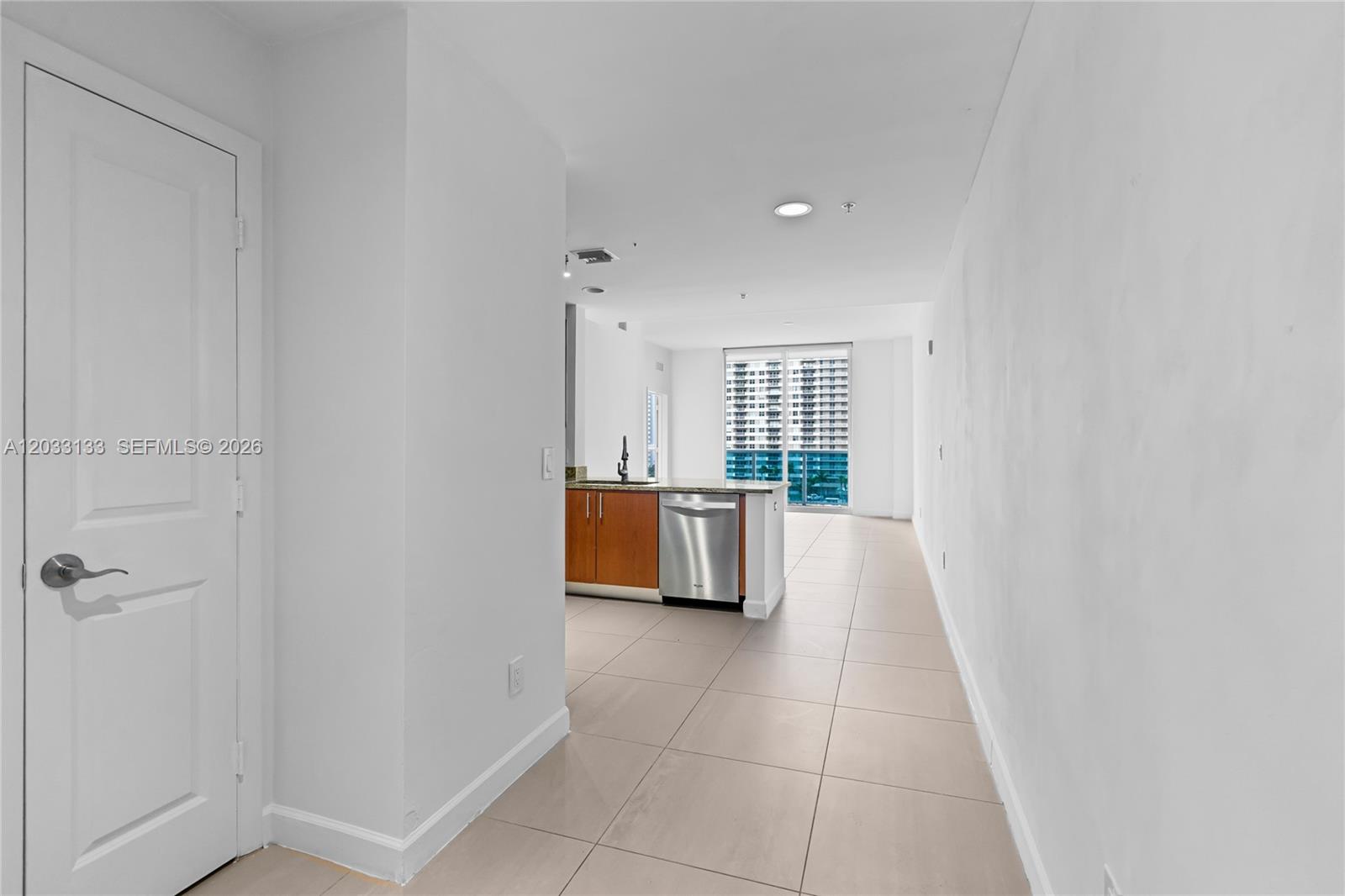 1945 S Ocean Dr #704 Hallandale Beach, FL 33009