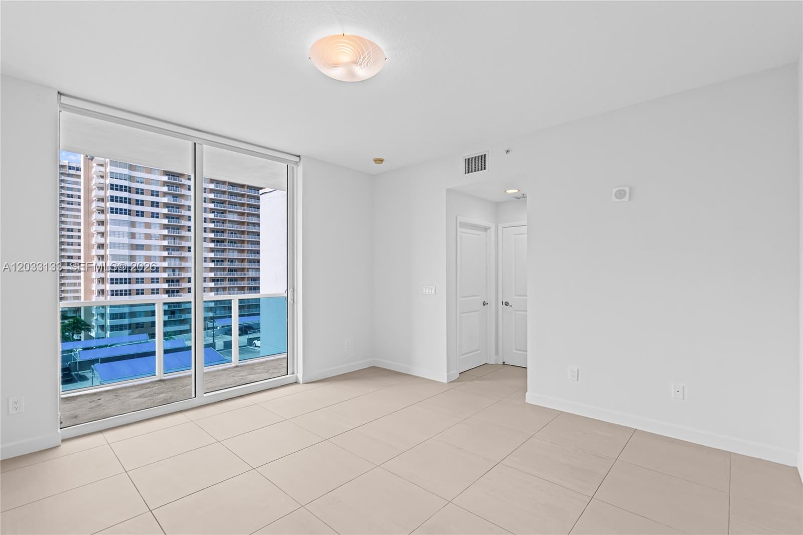 1945 S Ocean Dr #704 Hallandale Beach, FL 33009