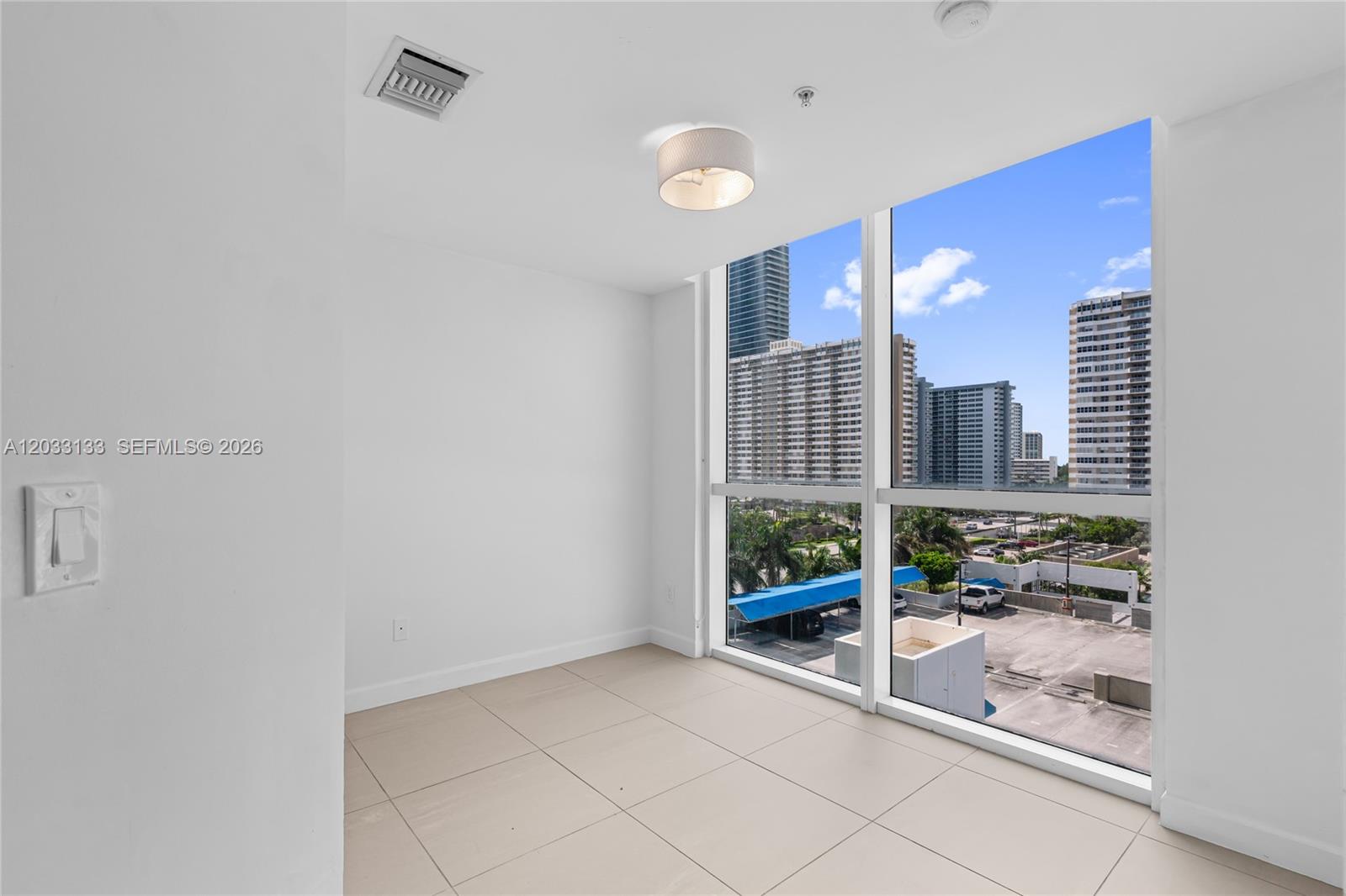 1945 S Ocean Dr #704 Hallandale Beach, FL 33009