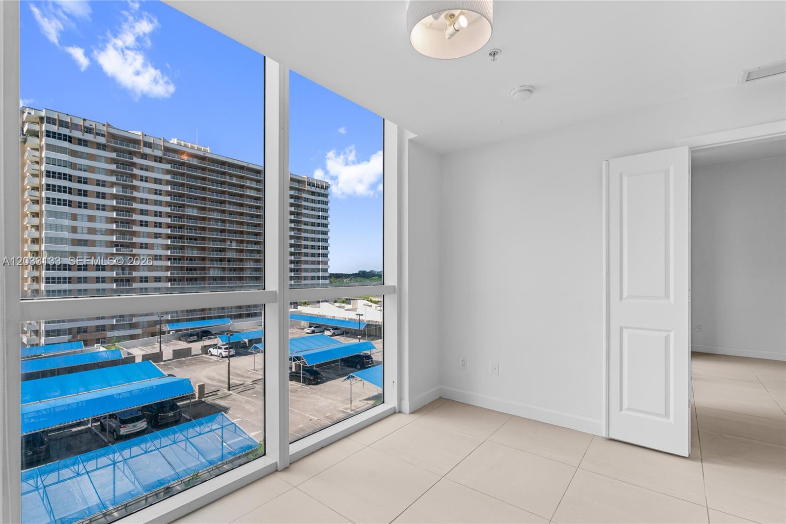 1945 S Ocean Dr #704 Hallandale Beach, FL 33009