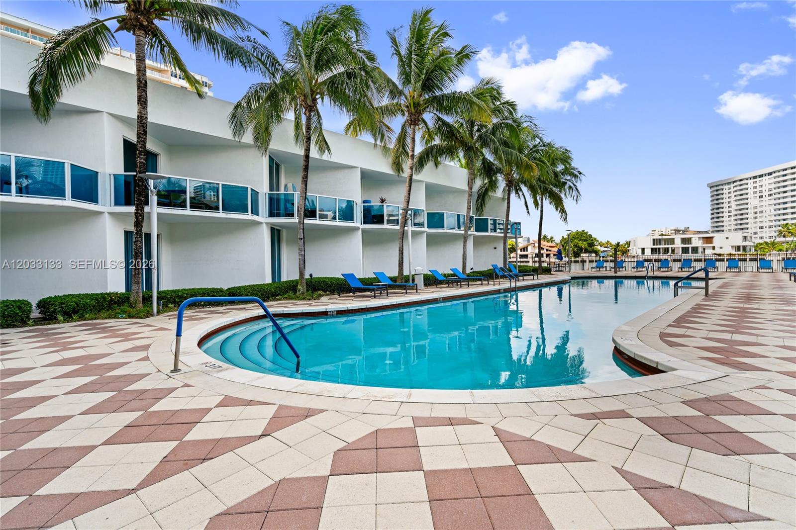1945 S Ocean Dr #704 Hallandale Beach, FL 33009
