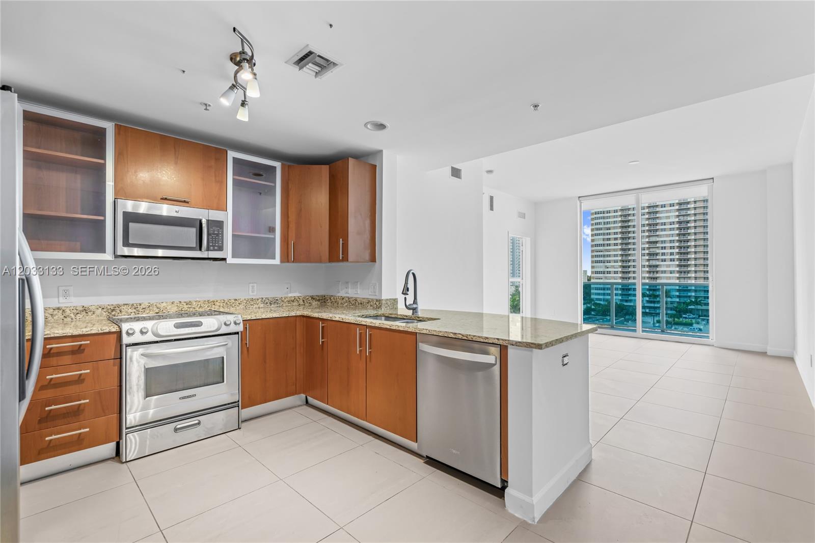 1945 S Ocean Dr #704 Hallandale Beach, FL 33009