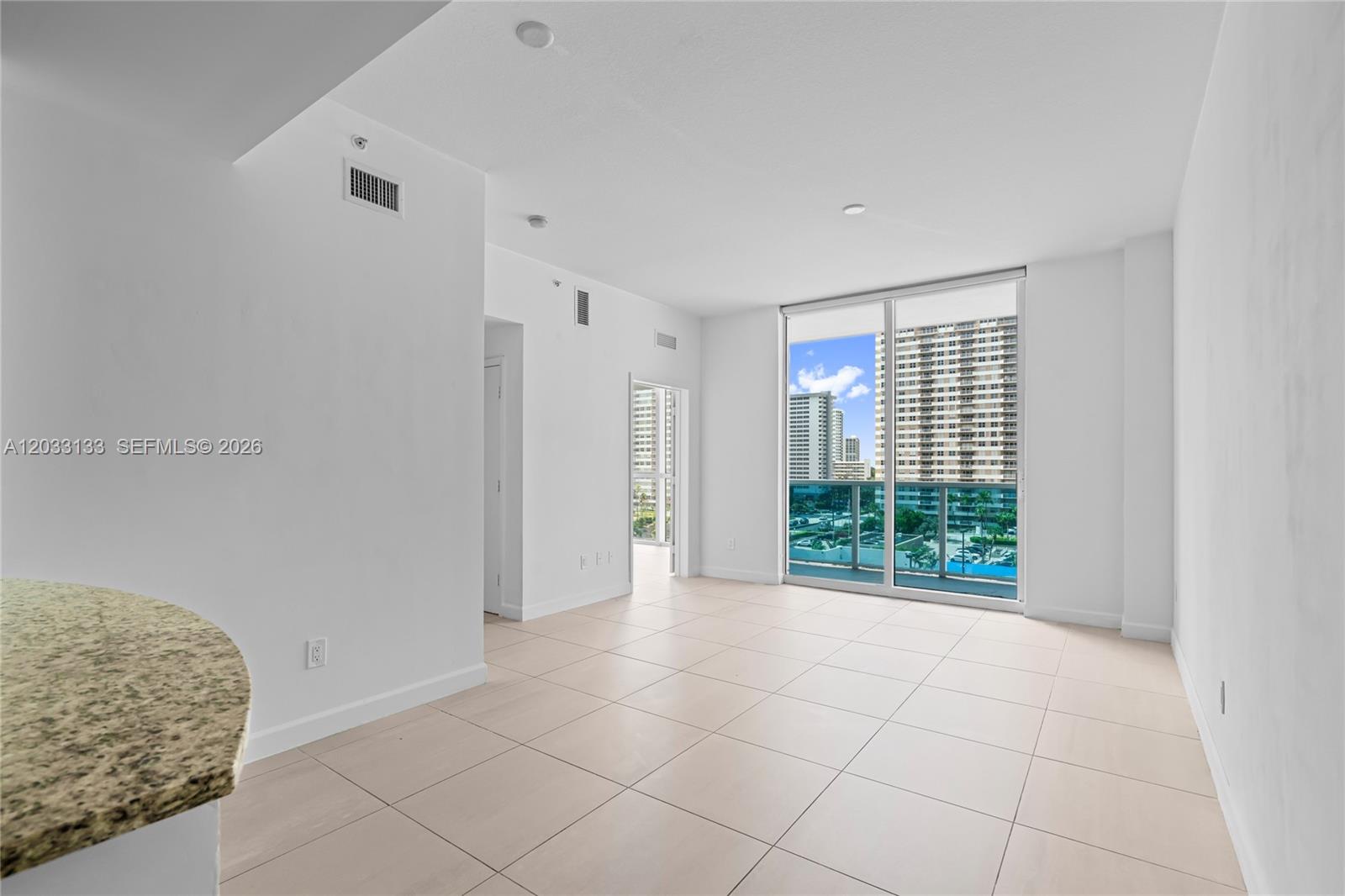 1945 S Ocean Dr #704 Hallandale Beach, FL 33009