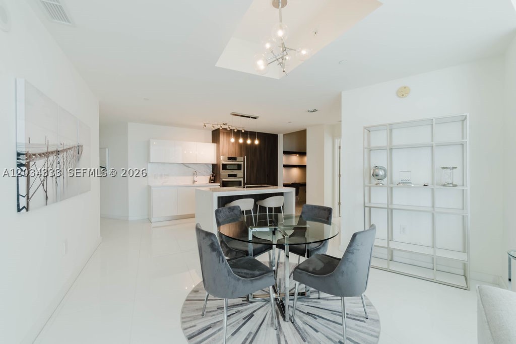 851 NE 1st Ave #2303 Miami, FL 33132