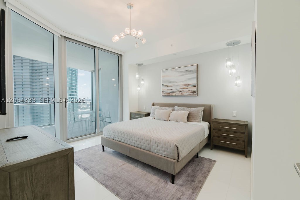 851 NE 1st Ave #2303 Miami, FL 33132