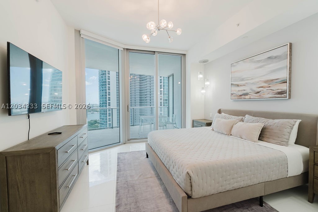 851 NE 1st Ave #2303 Miami, FL 33132