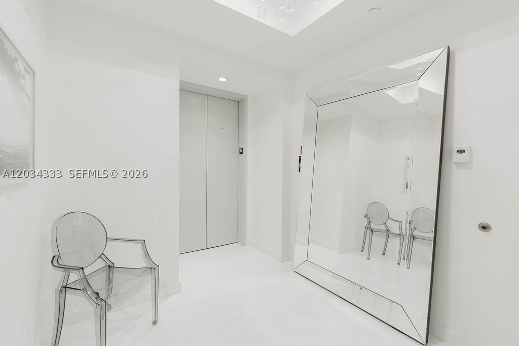 851 NE 1st Ave #2303 Miami, FL 33132