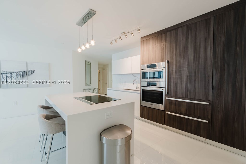851 NE 1st Ave #2303 Miami, FL 33132