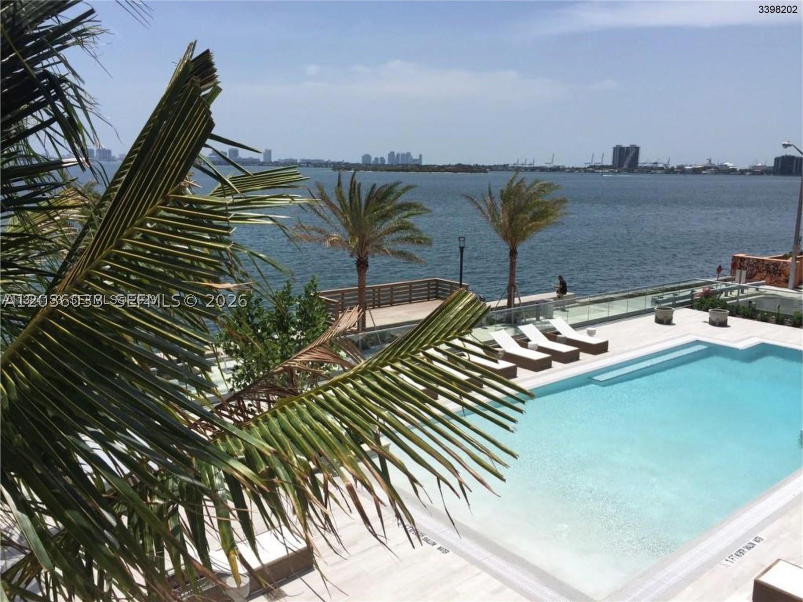 image Biscayne Beach11
