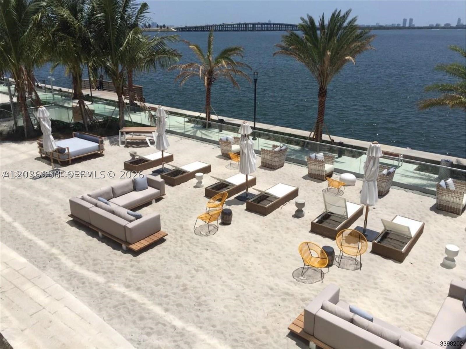 image Biscayne Beach18