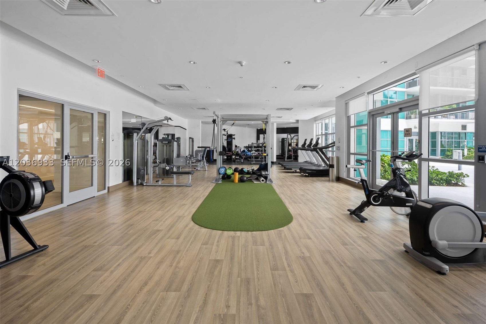 image 4 Midtown27