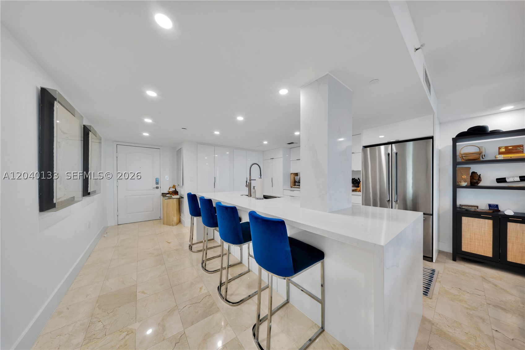 2101 Brickell Ave #1907 Miami, FL 33129