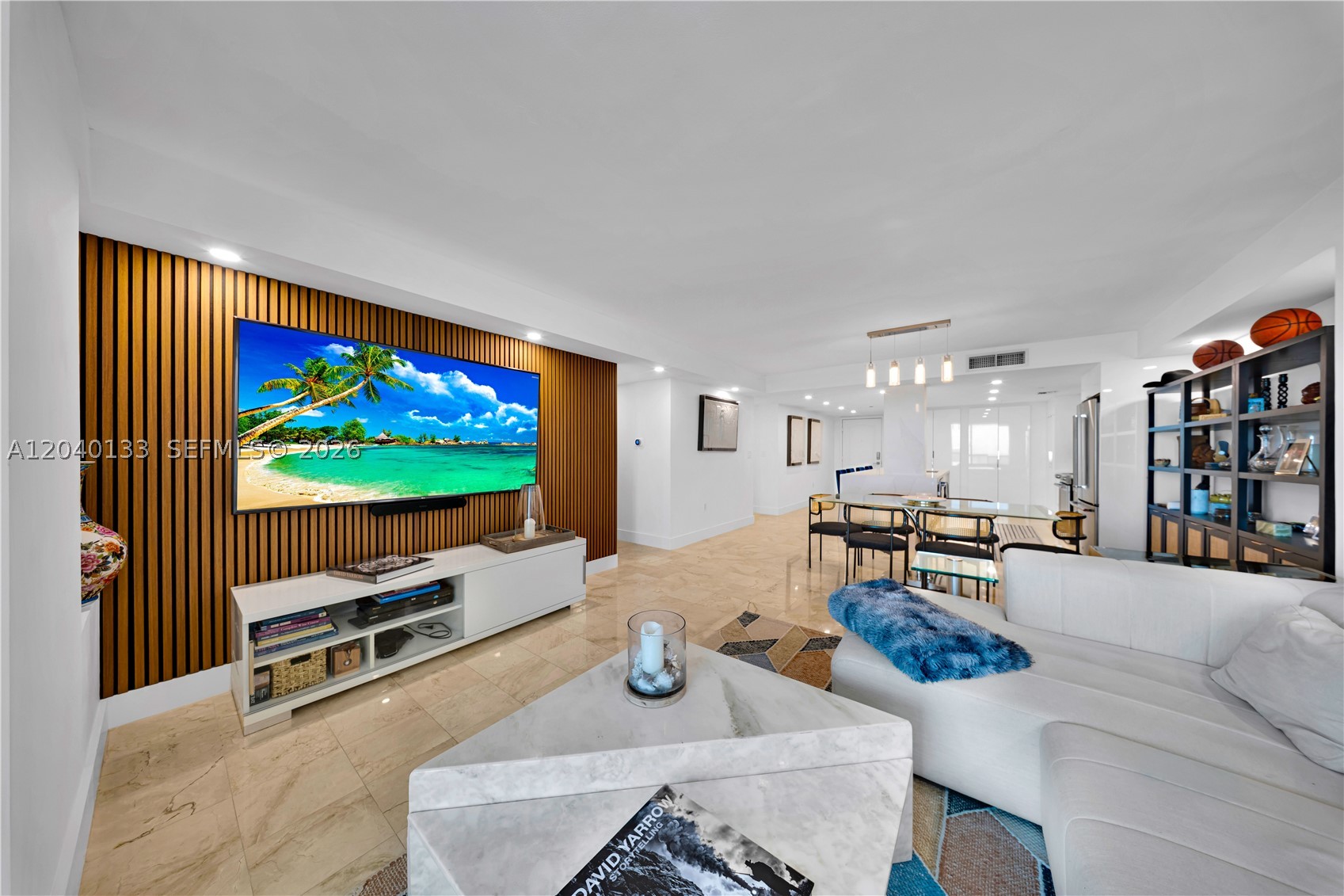 2101 Brickell Ave #1907 Miami, FL 33129
