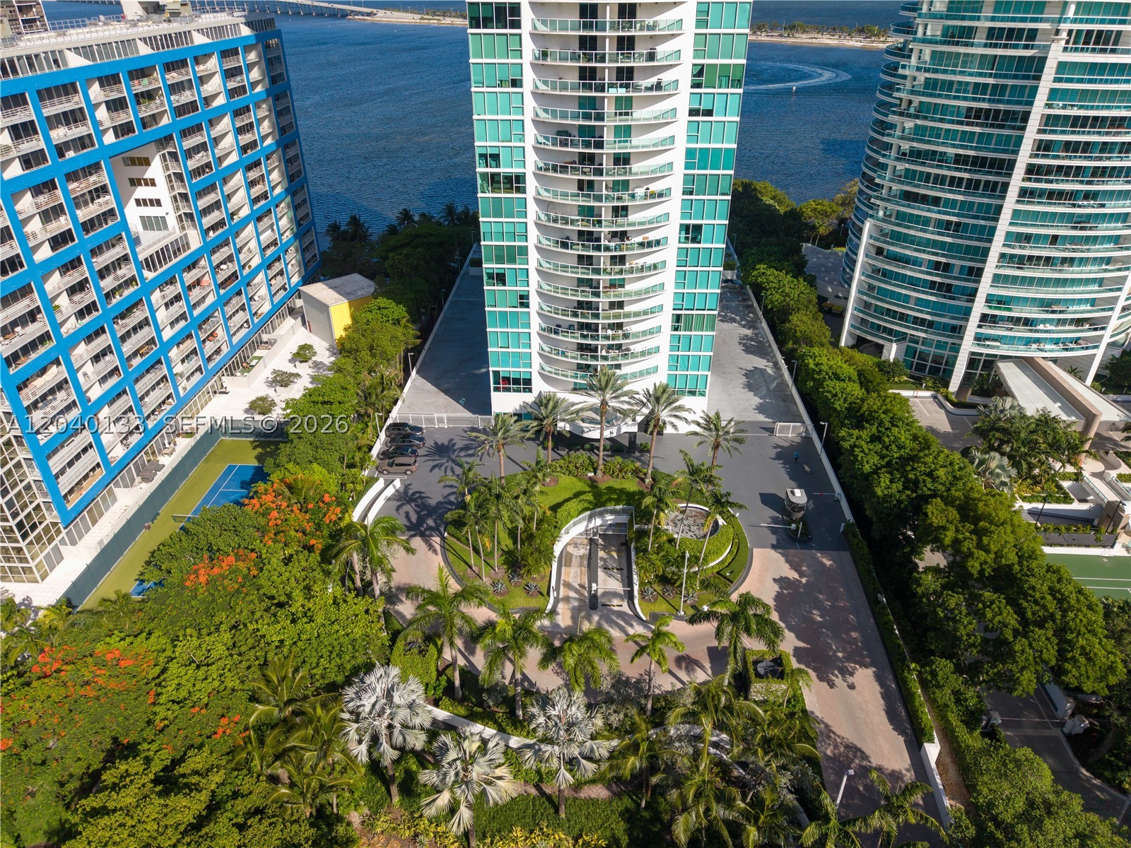 2101 Brickell Ave #1907 Miami, FL 33129