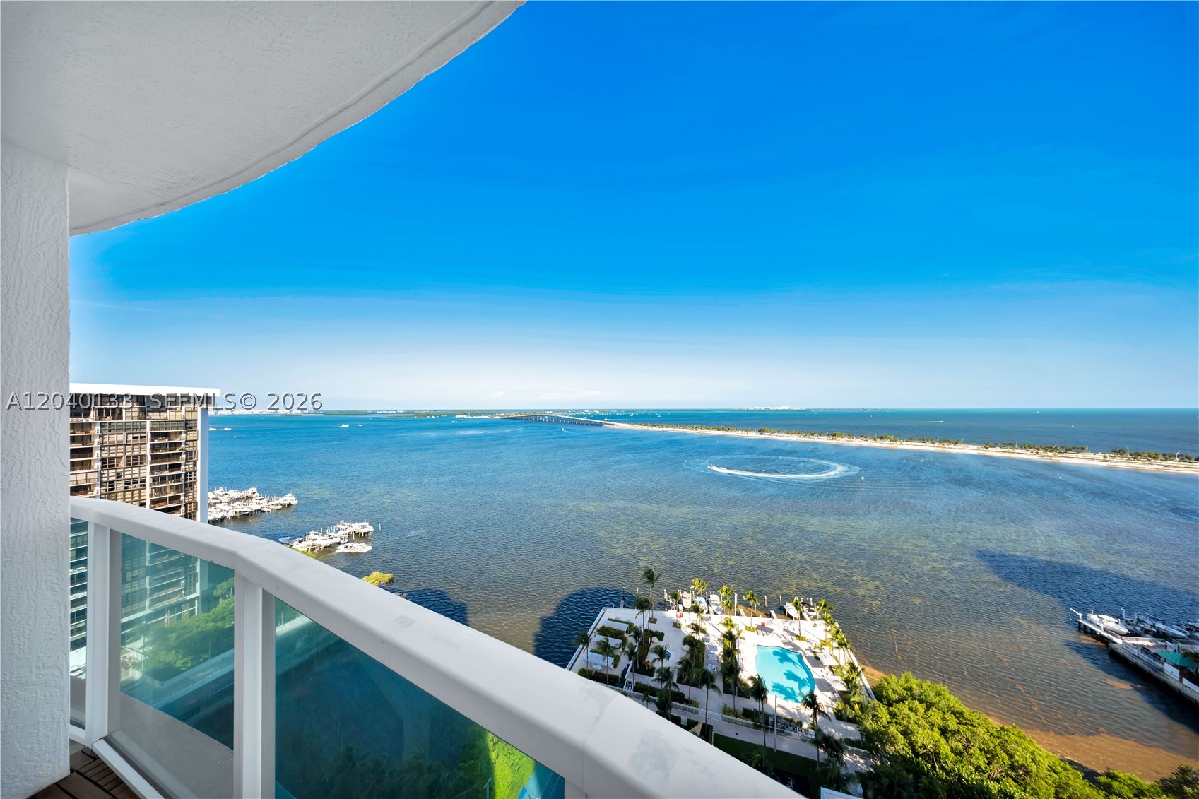 2101 Brickell Ave #1907 Miami, FL 33129