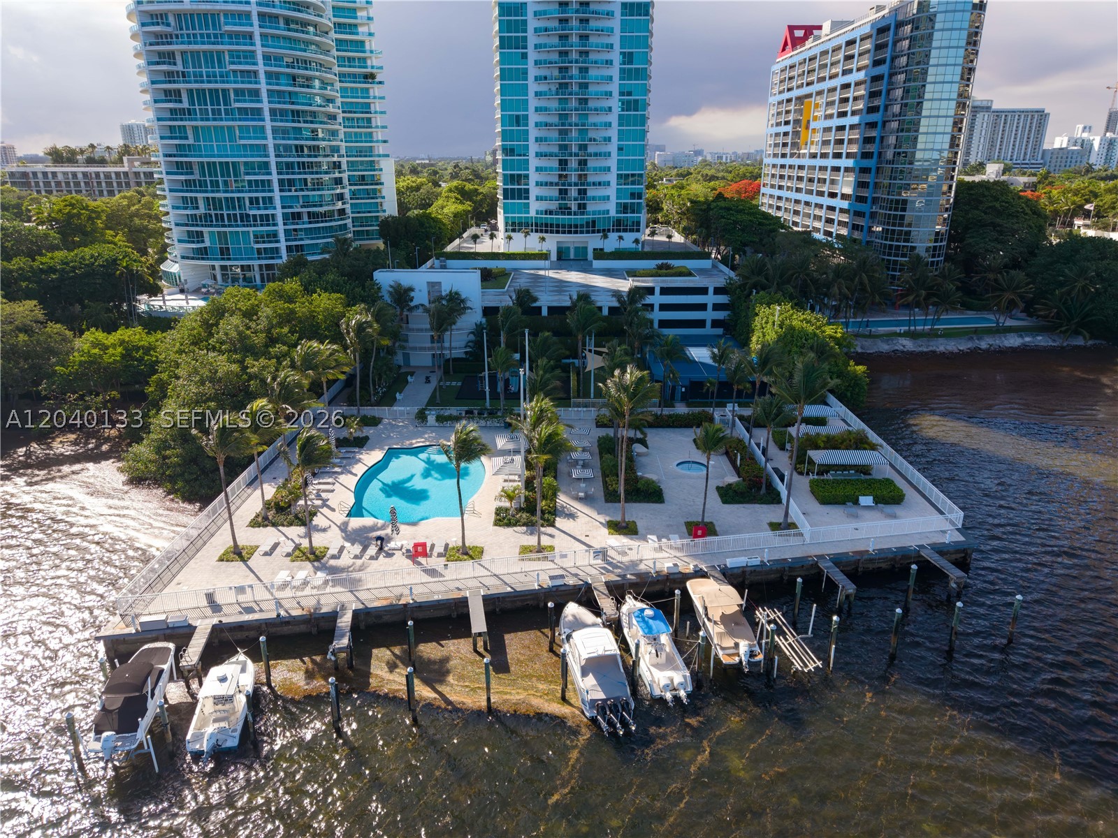 2101 Brickell Ave #1907 Miami, FL 33129