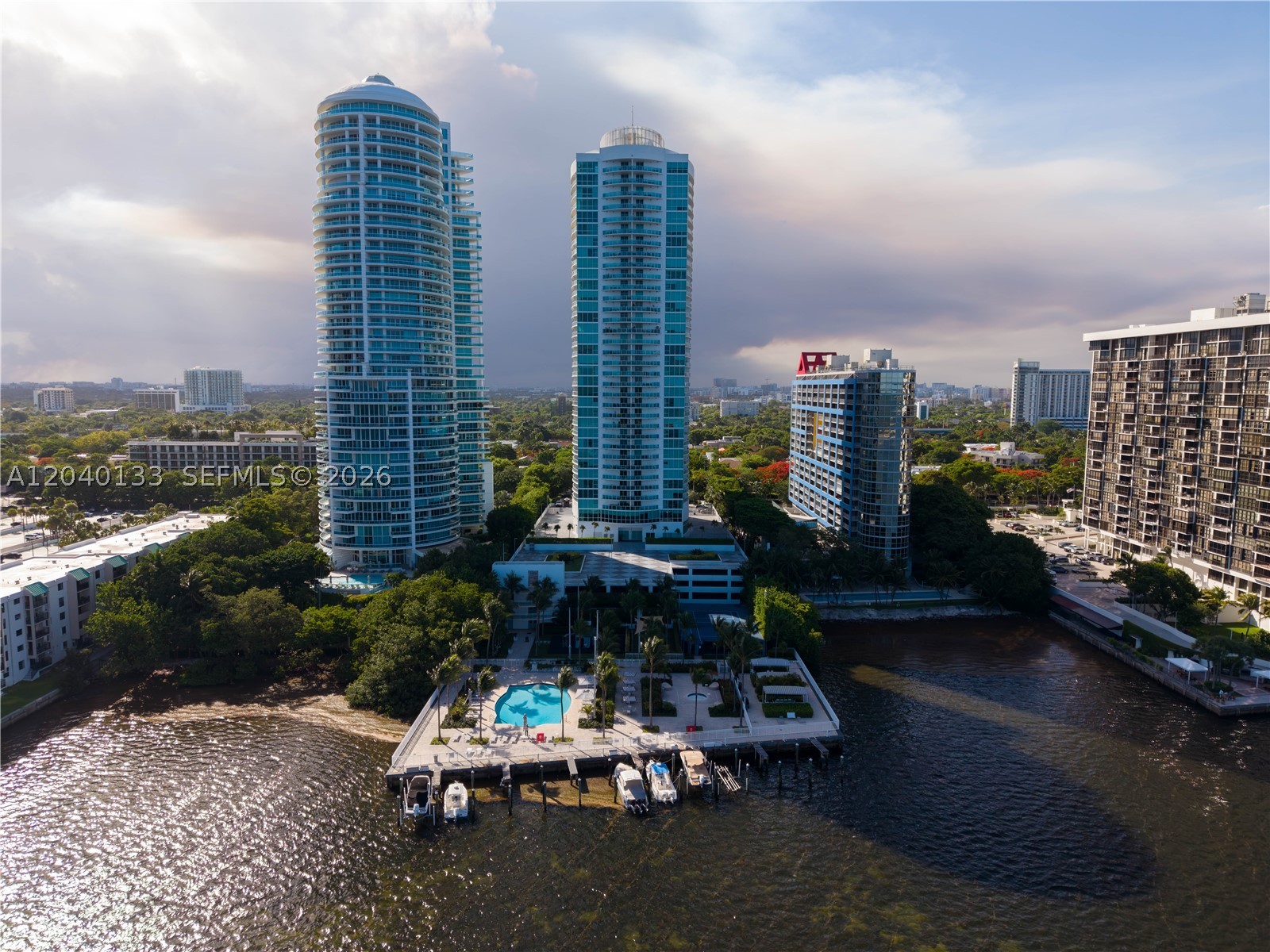 2101 Brickell Ave #1907 Miami, FL 33129