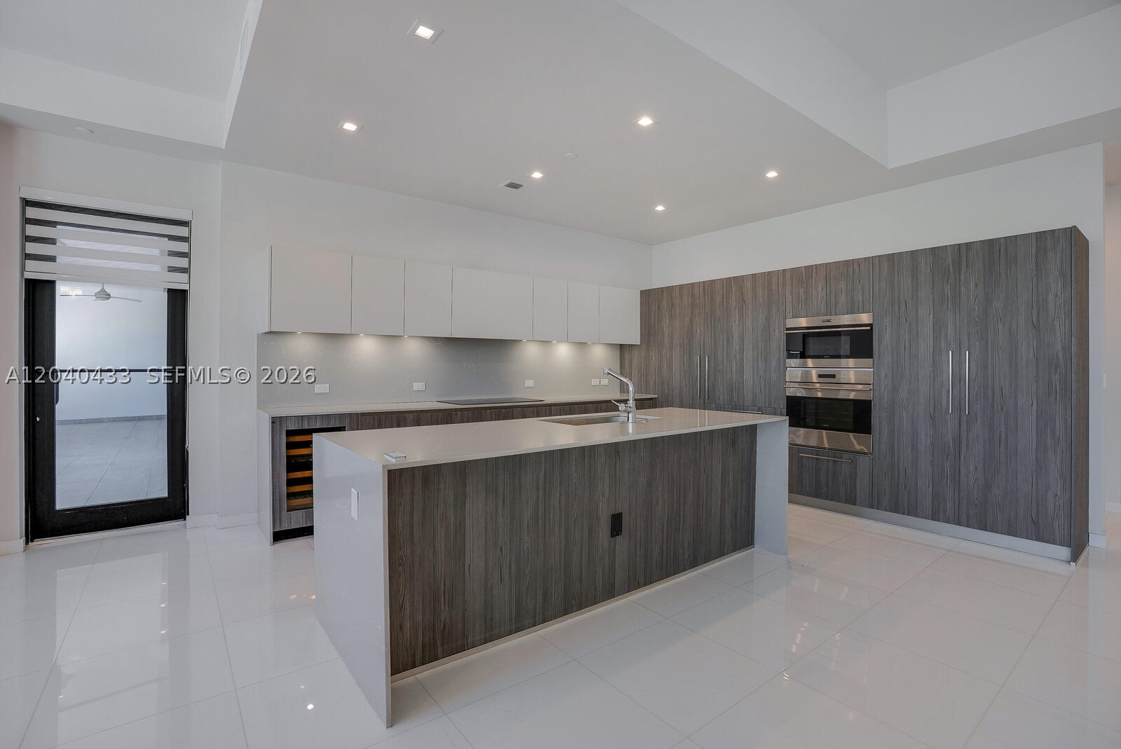 275 Giralda Ave #6C Coral Gables, FL 33134