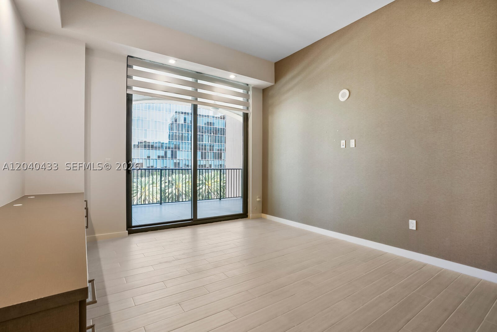 275 Giralda Ave #6C Coral Gables, FL 33134
