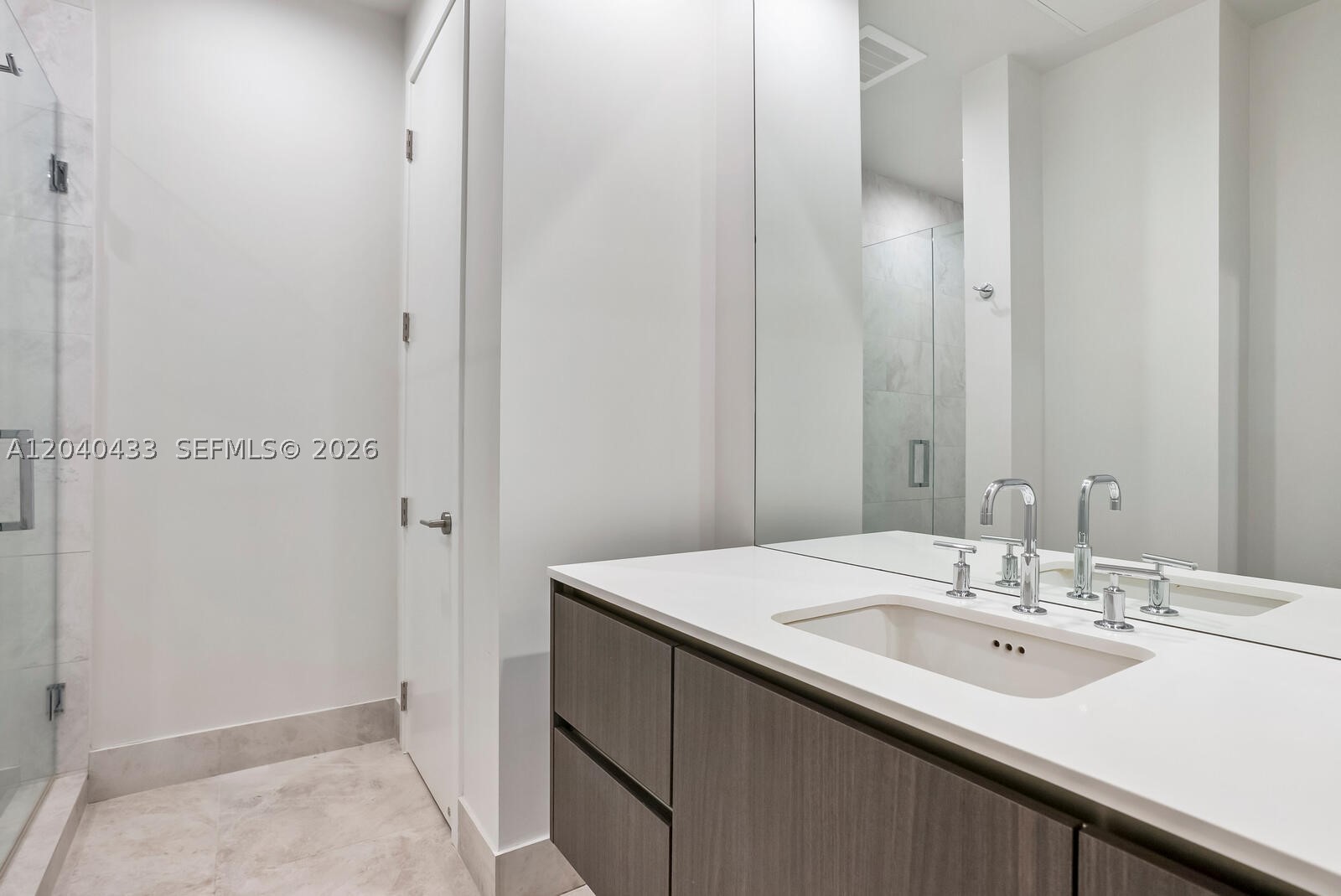 275 Giralda Ave #6C Coral Gables, FL 33134