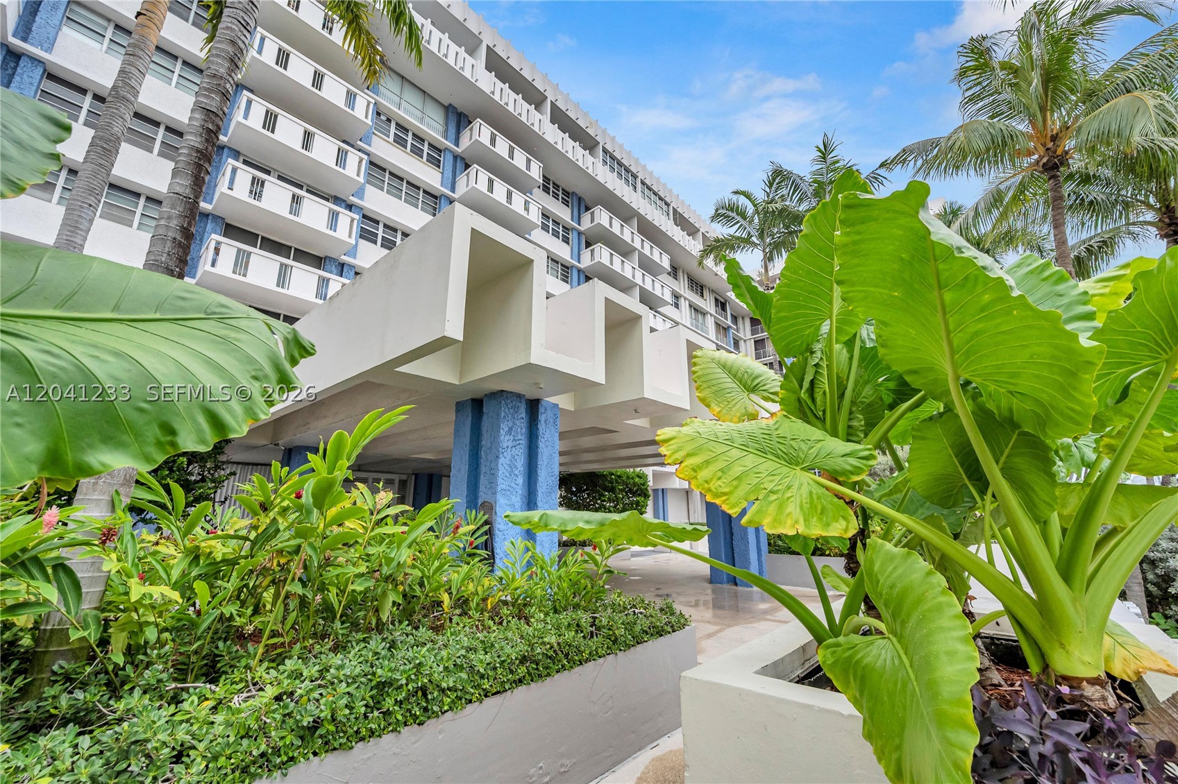 800 West Ave #635 Miami Beach, FL 33139