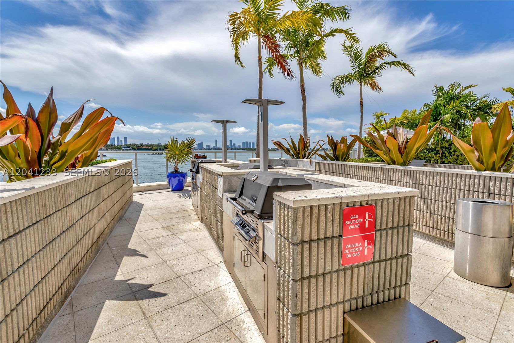 800 West Ave #635 Miami Beach, FL 33139