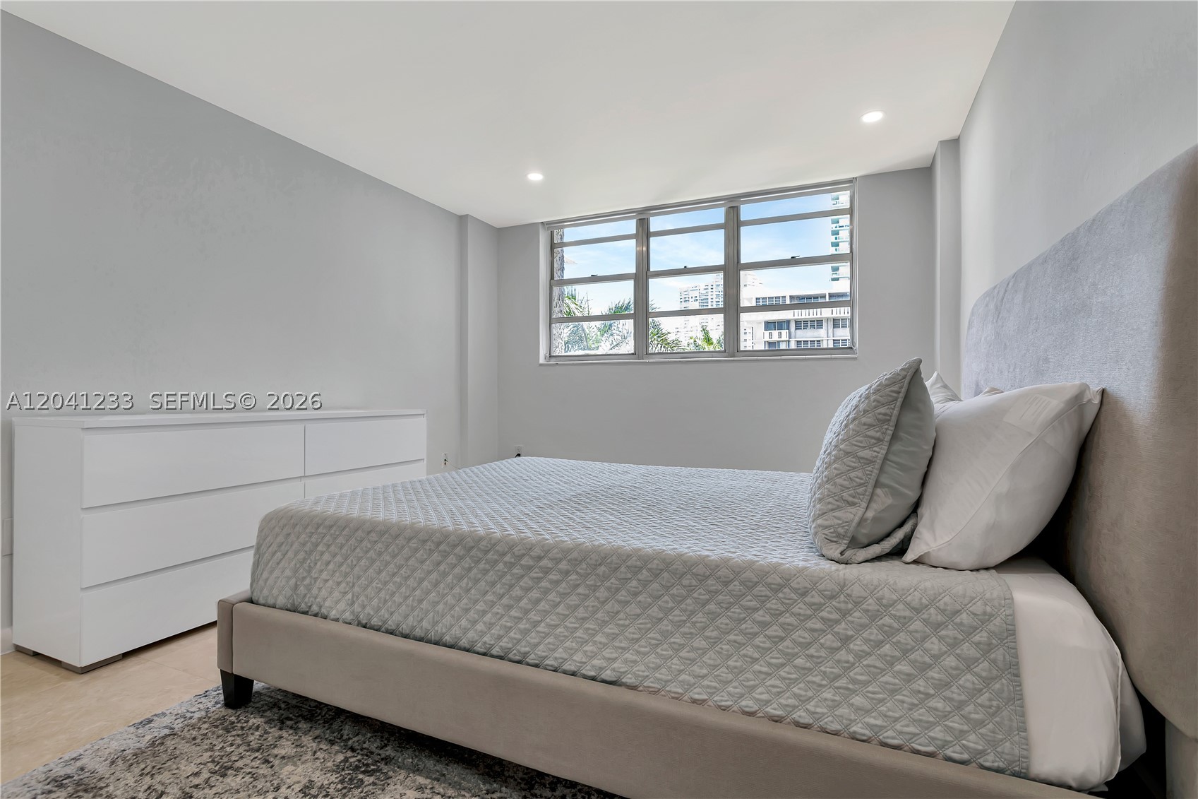 800 West Ave #635 Miami Beach, FL 33139