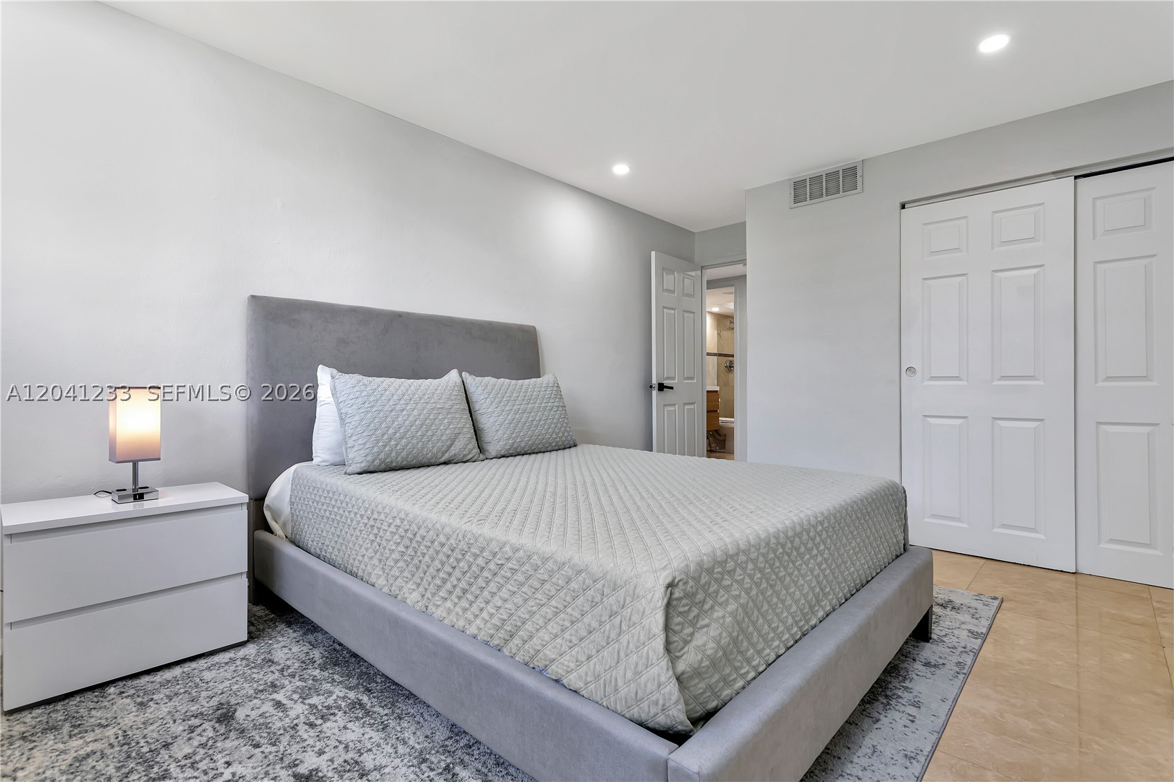 800 West Ave #635 Miami Beach, FL 33139