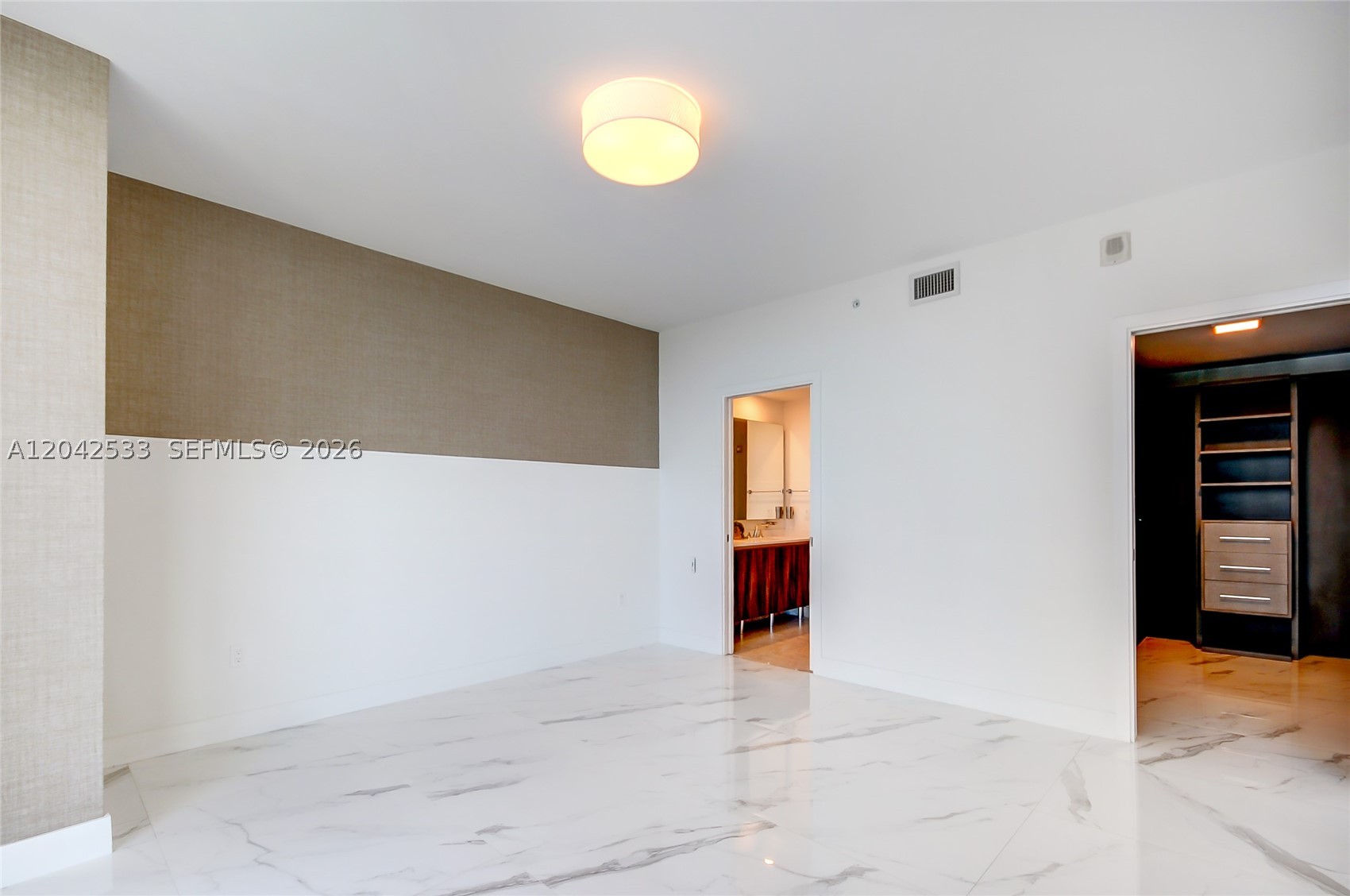 488 NE 18th St #4310 Miami, FL 33132