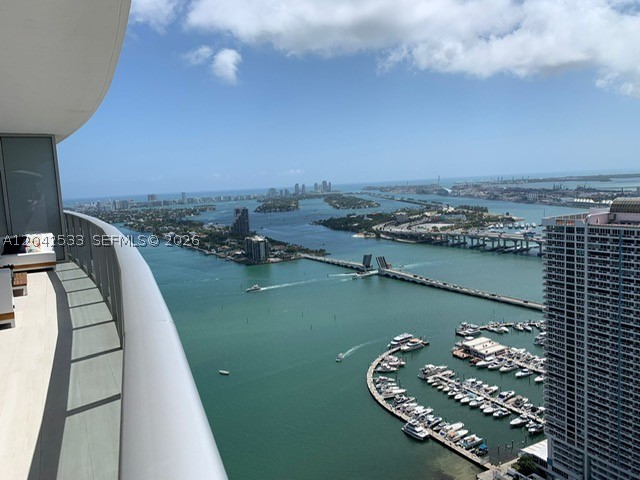 488 NE 18th St #4310 Miami, FL 33132