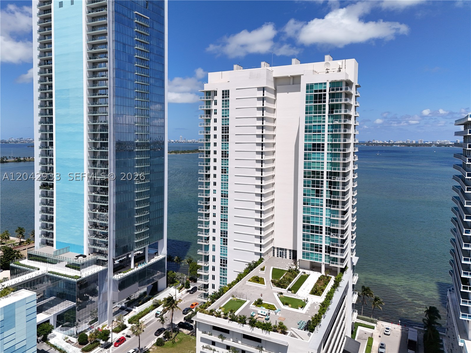 image Onyx on the Bay45
