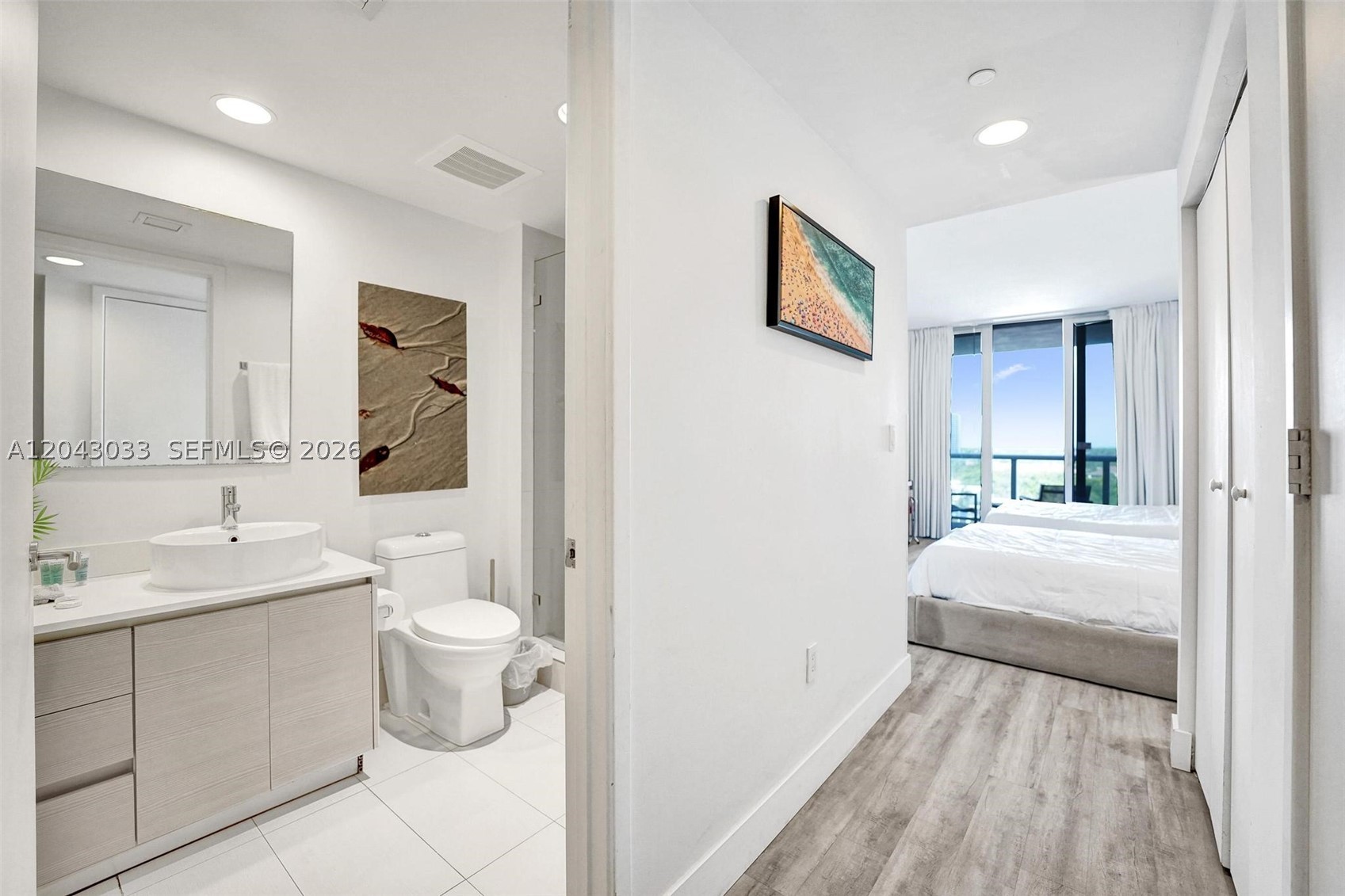 image Beachwalk Condominium36
