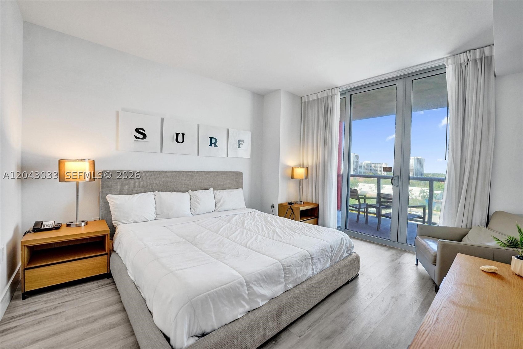 image Beachwalk Condominium52