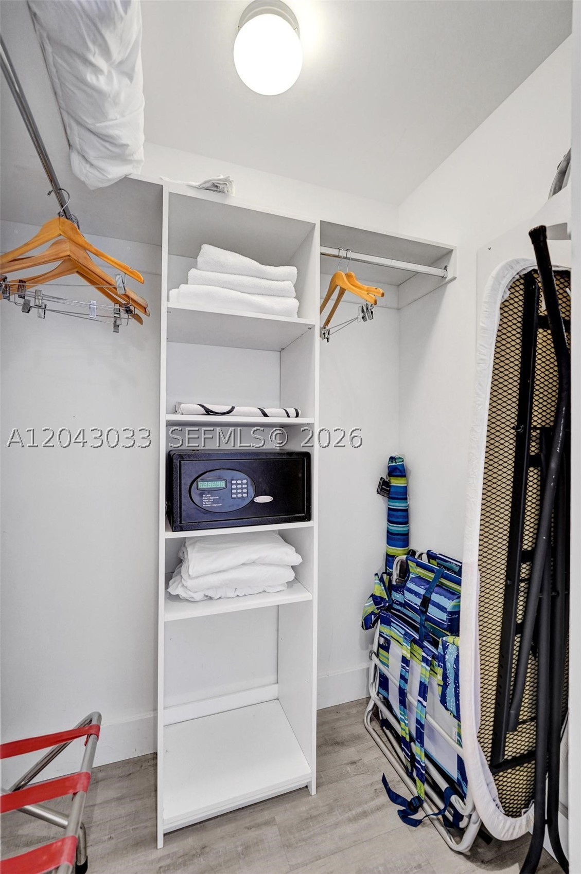 image Beachwalk Condominium67