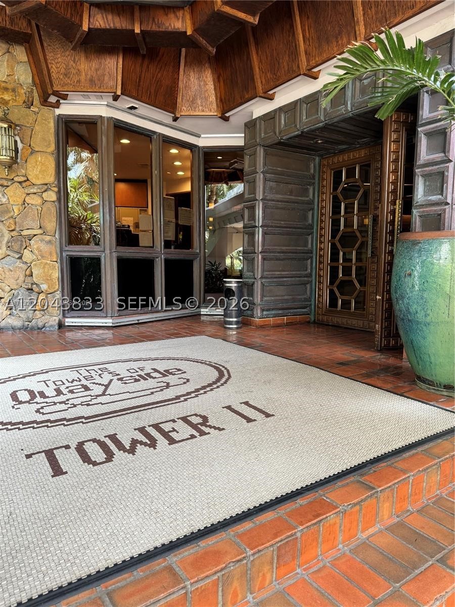2000 Towerside Ter #905