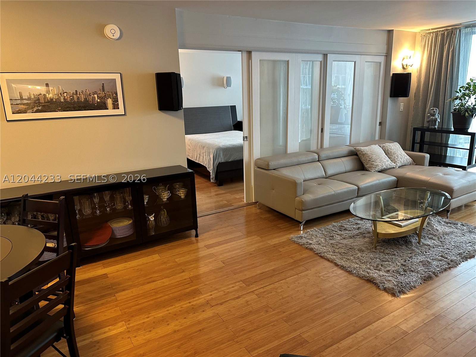 6039 Collins Ave #1205 Miami Beach, FL 33140