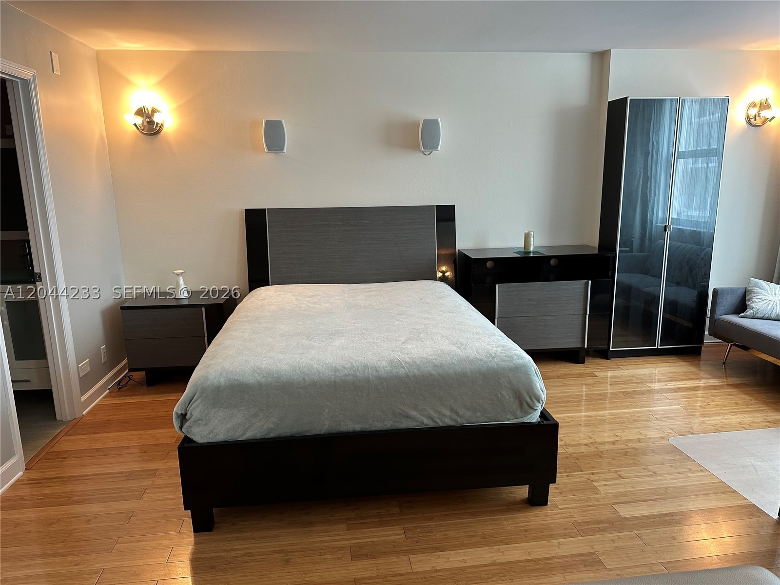 6039 Collins Ave #1205 Miami Beach, FL 33140