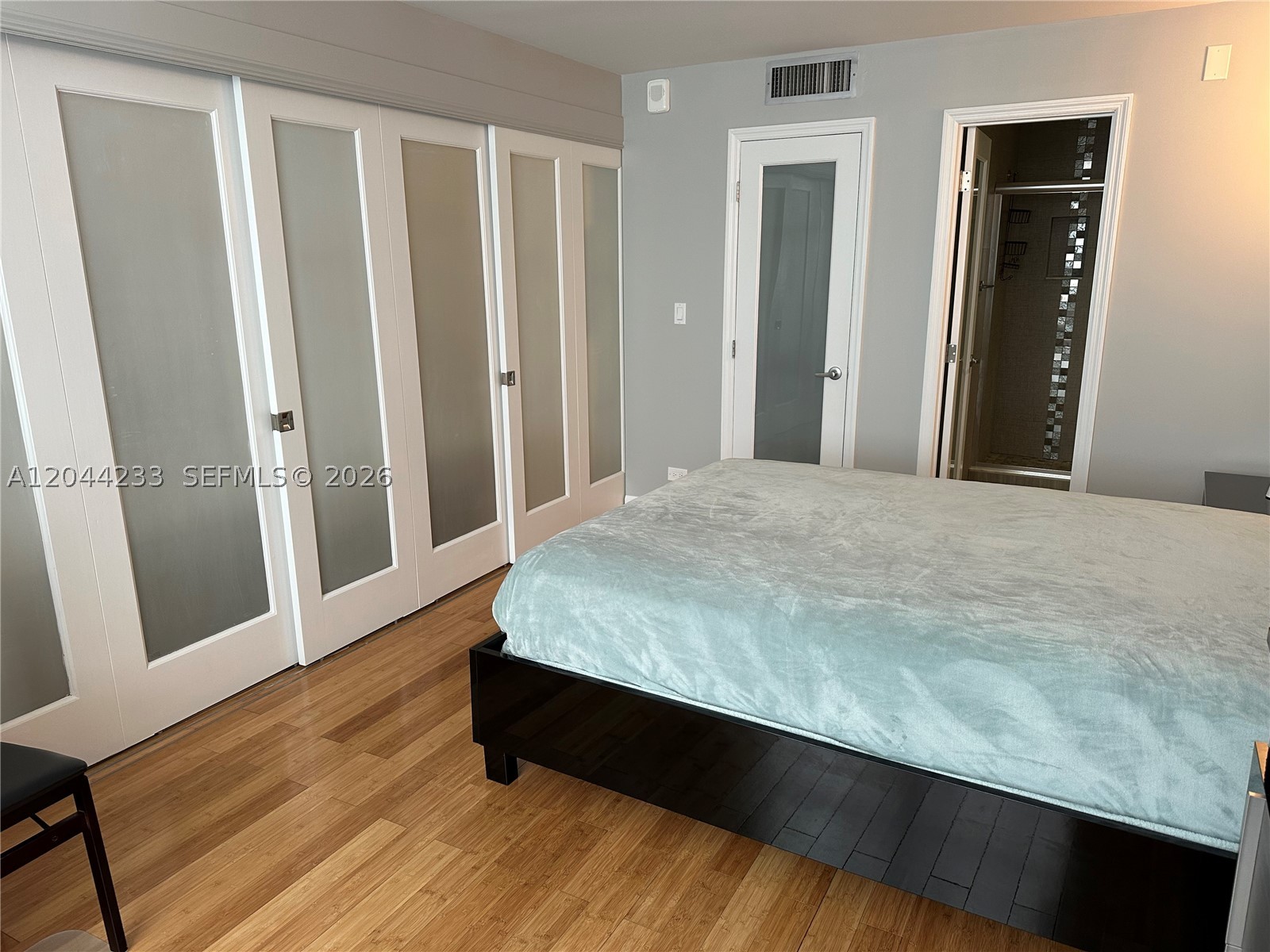 6039 Collins Ave #1205 Miami Beach, FL 33140